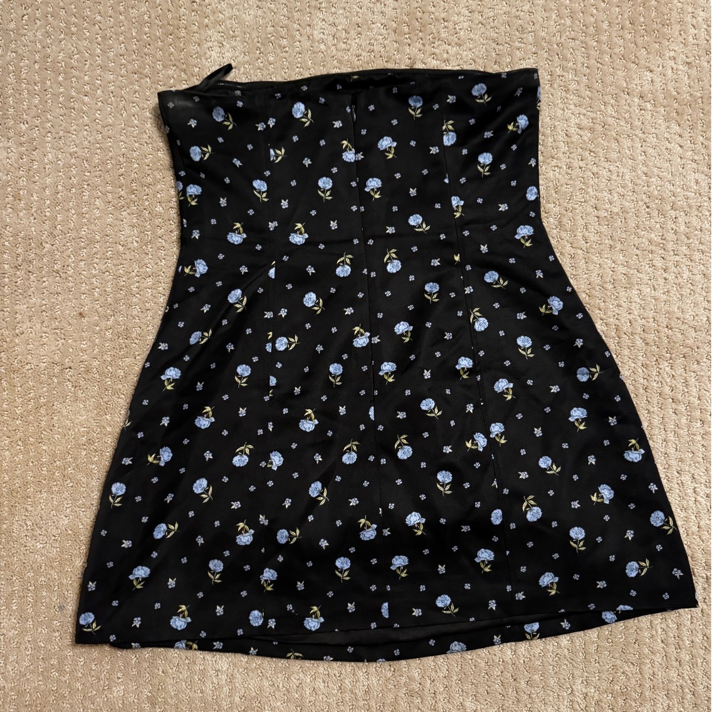 WeWoreWhat Black Floral Mini Dress Size 10 Blue Flower Print Slip Dress - Picture 4 of 4